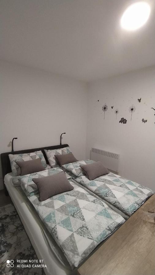 Apartman * Victory * Banja Luka Exteriör bild