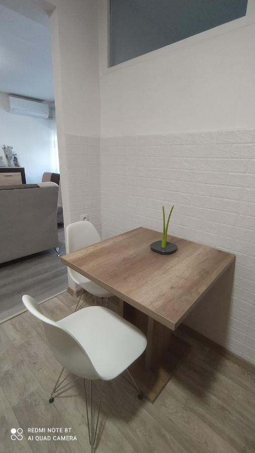 Apartman * Victory * Banja Luka Exteriör bild