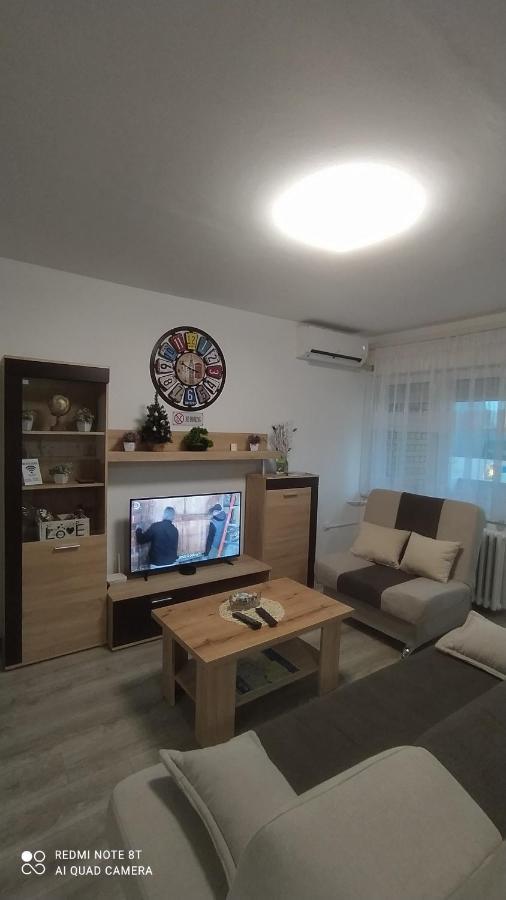 Apartman * Victory * Banja Luka Exteriör bild
