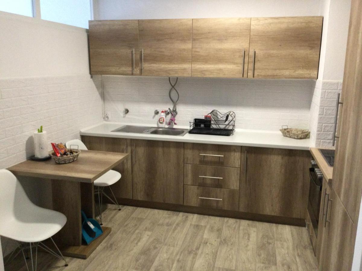 Apartman * Victory * Banja Luka Exteriör bild